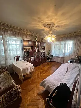 Satılır 4 otaqlı mənzil 100 m²