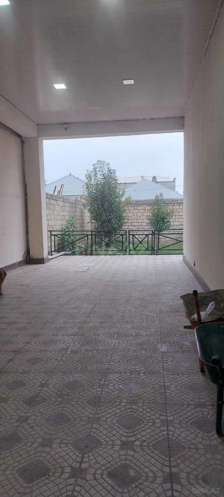 Kirayə verilir 4 otaqlı həyət evi 210 m²