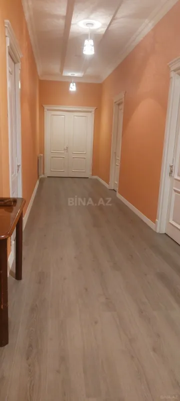 Kirayə verilir 4 otaqlı həyət evi 210 m²