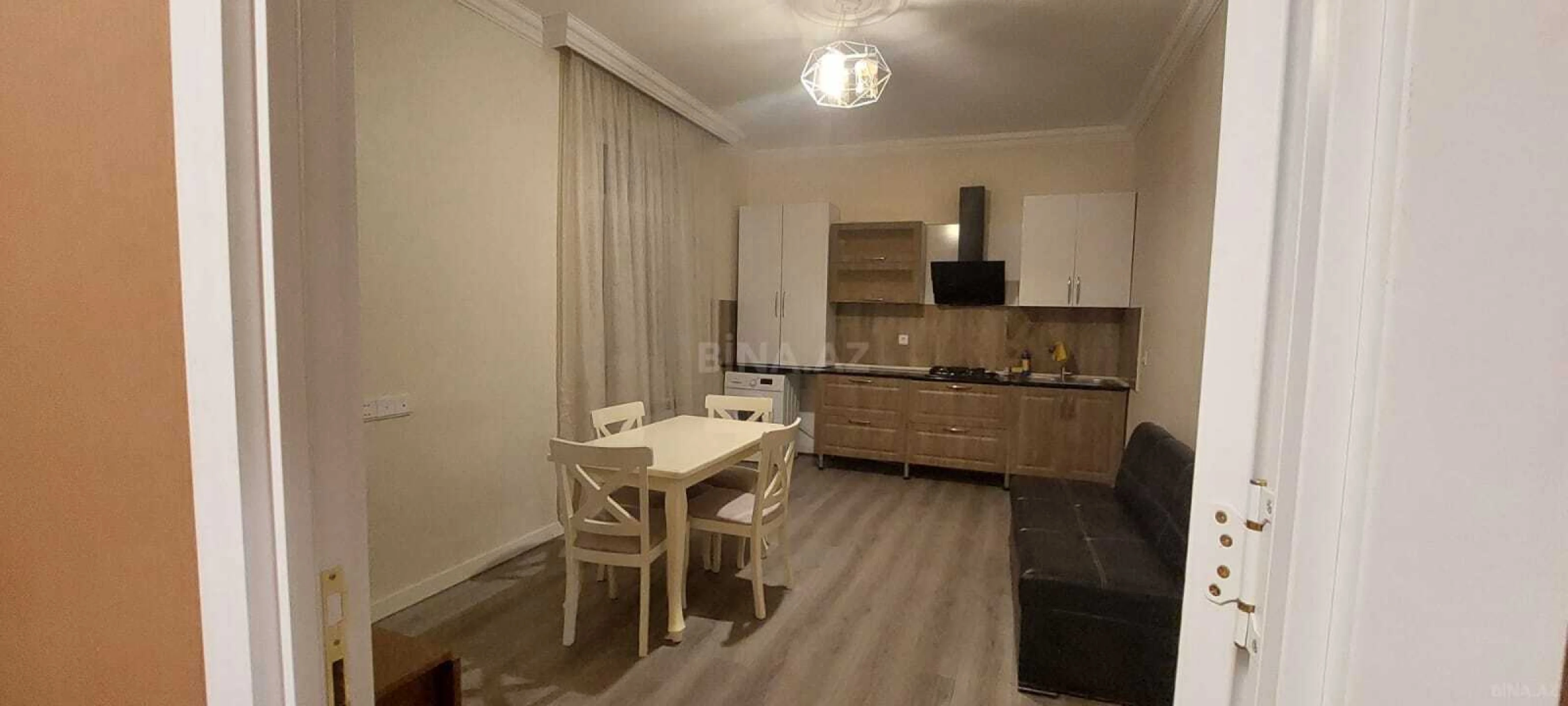 Kirayə verilir 4 otaqlı həyət evi 210 m²