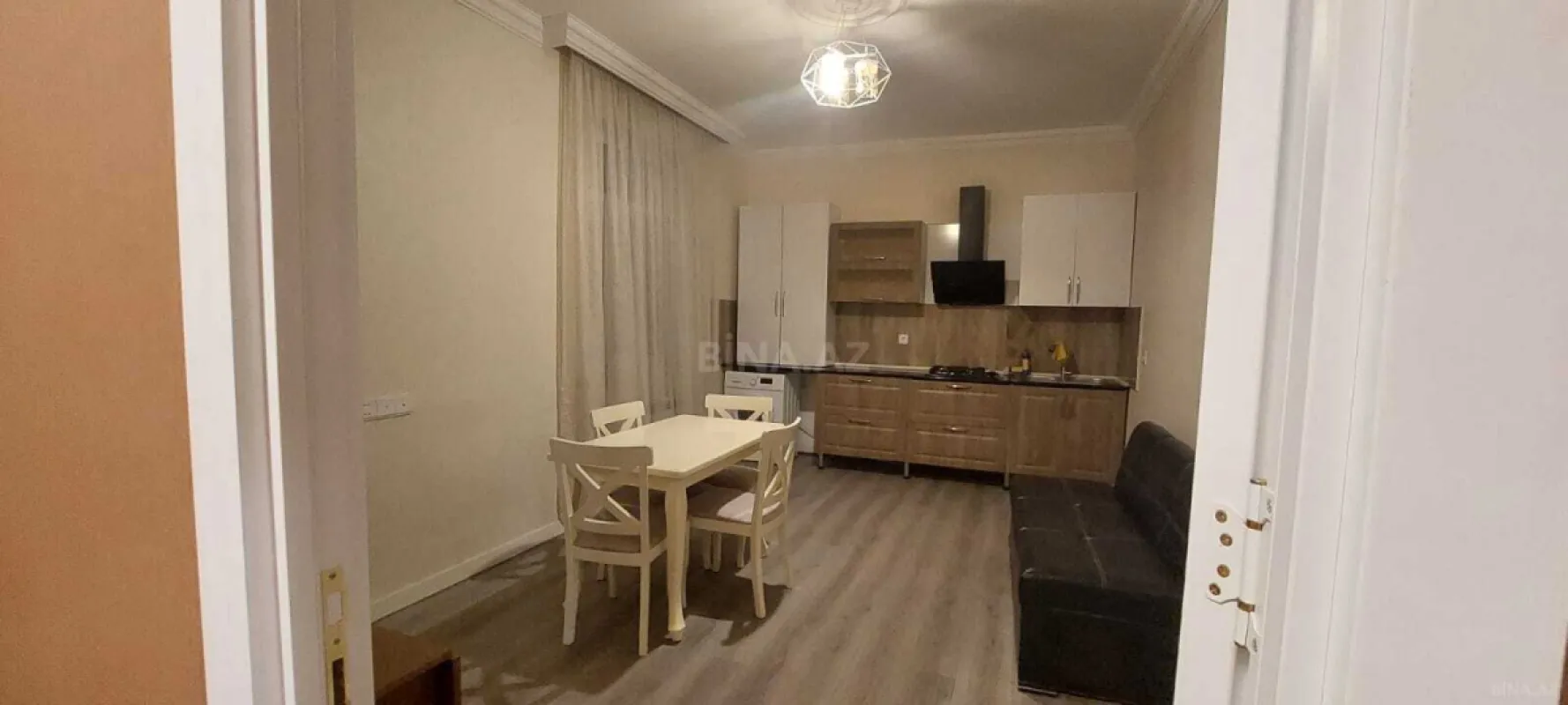 Kirayə verilir 4 otaqlı həyət evi 210 m²