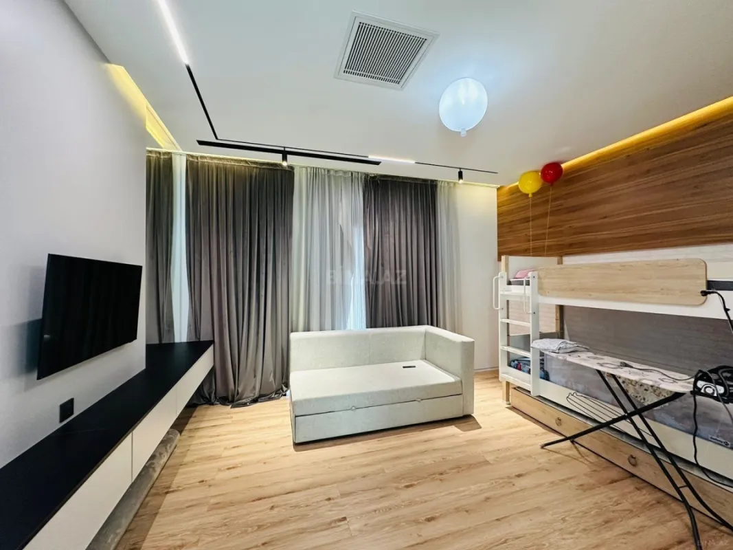 Kirayə verilir 5 otaqlı həyət evi 600 m²