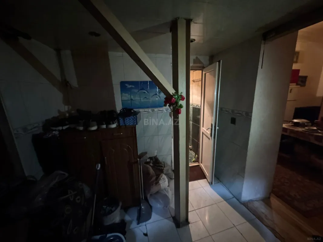 Satılır 4 otaqlı mənzil 90 m²