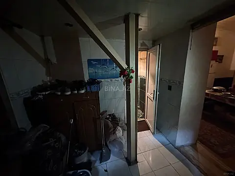 Satılır 4 otaqlı mənzil 90 m²