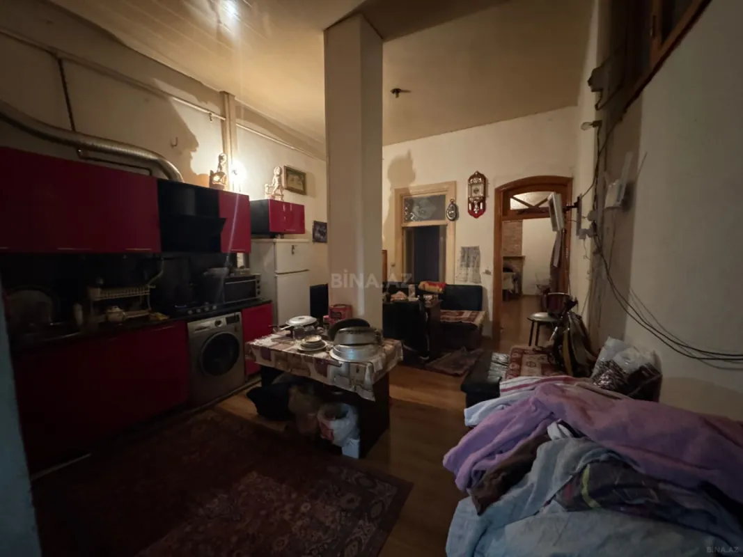 Satılır 4 otaqlı mənzil 90 m²