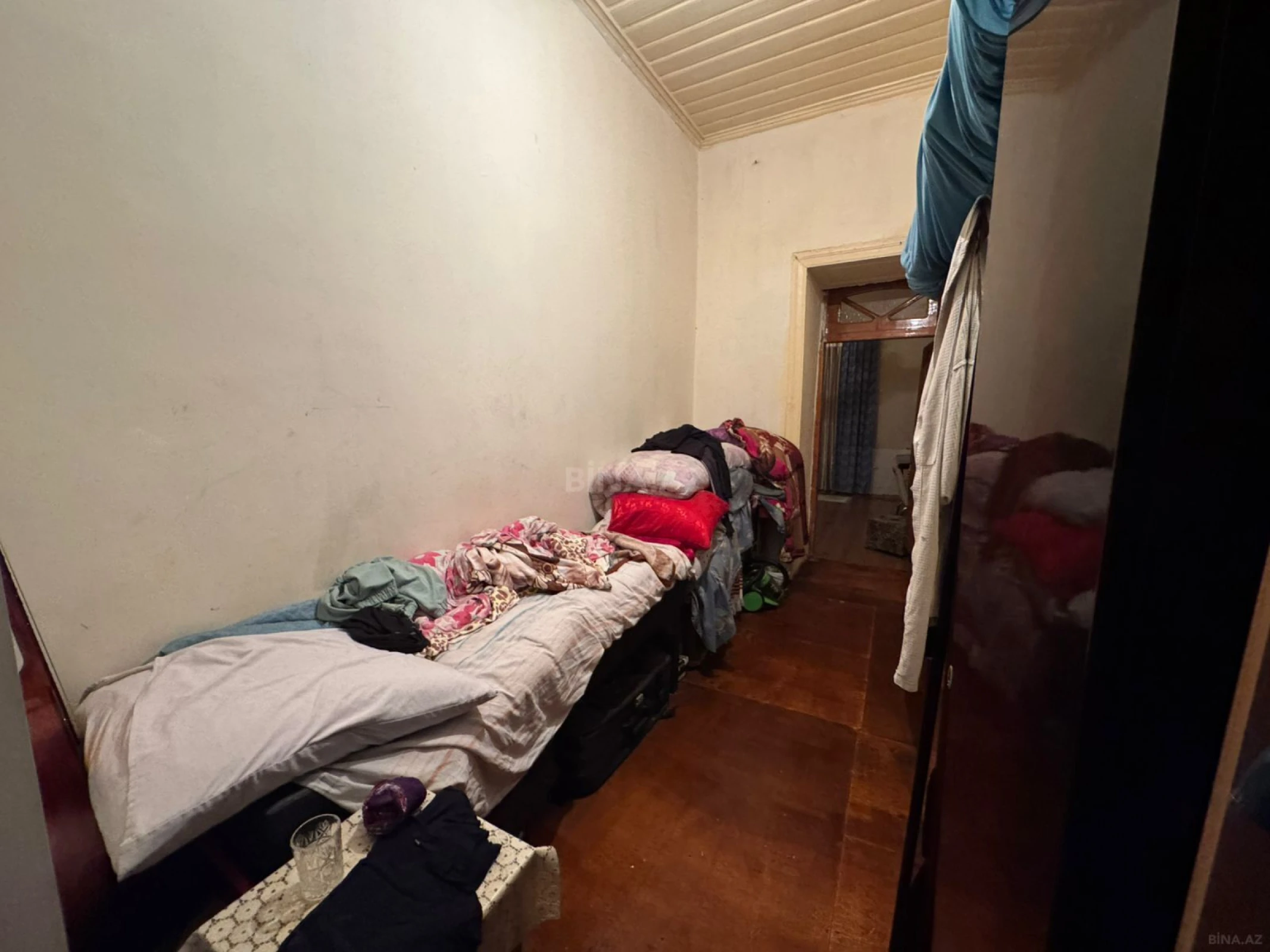 Satılır 4 otaqlı mənzil 90 m²