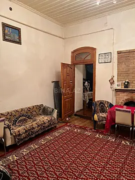Satılır 4 otaqlı mənzil 90 m² — Bakı 4 otaq 90.00 m²