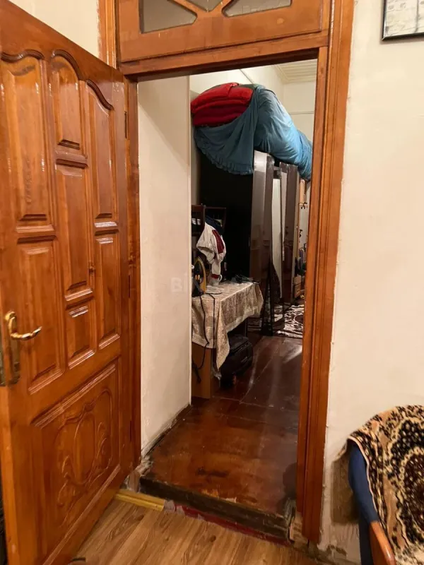 Satılır 4 otaqlı mənzil 90 m²