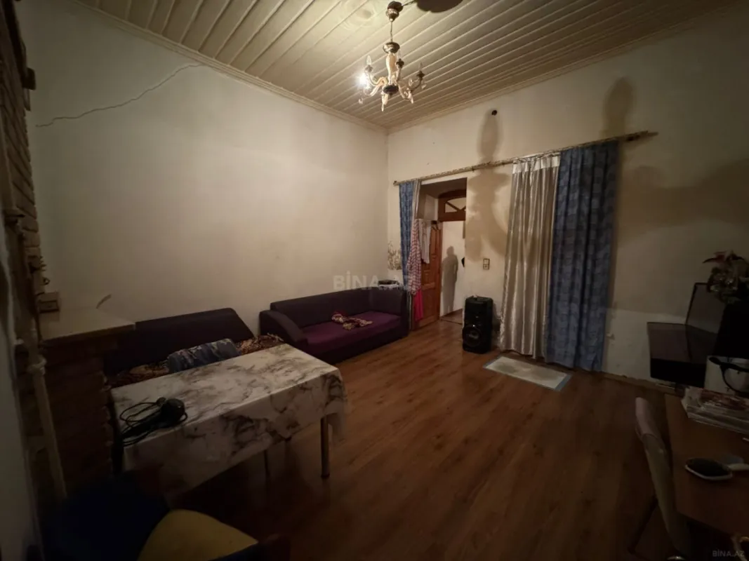 Satılır 4 otaqlı mənzil 90 m²