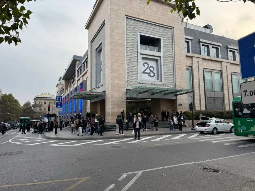 Satılır 4 otaqlı mənzil 90 m²