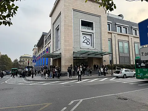 Satılır 4 otaqlı mənzil 90 m²