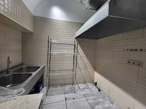 Kirayə verilir obyekt 110 m²