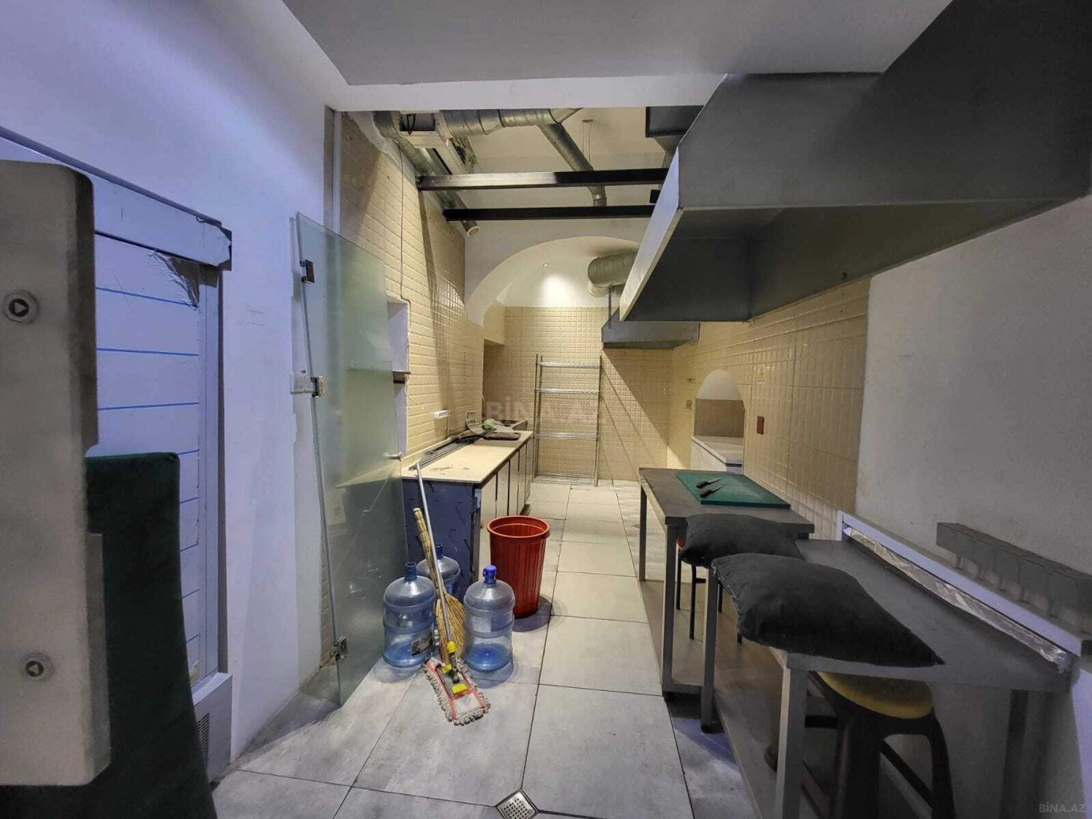 Kirayə verilir obyekt 110 m²