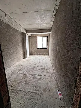 Satılır 4 otaqlı mənzil 160 m²
