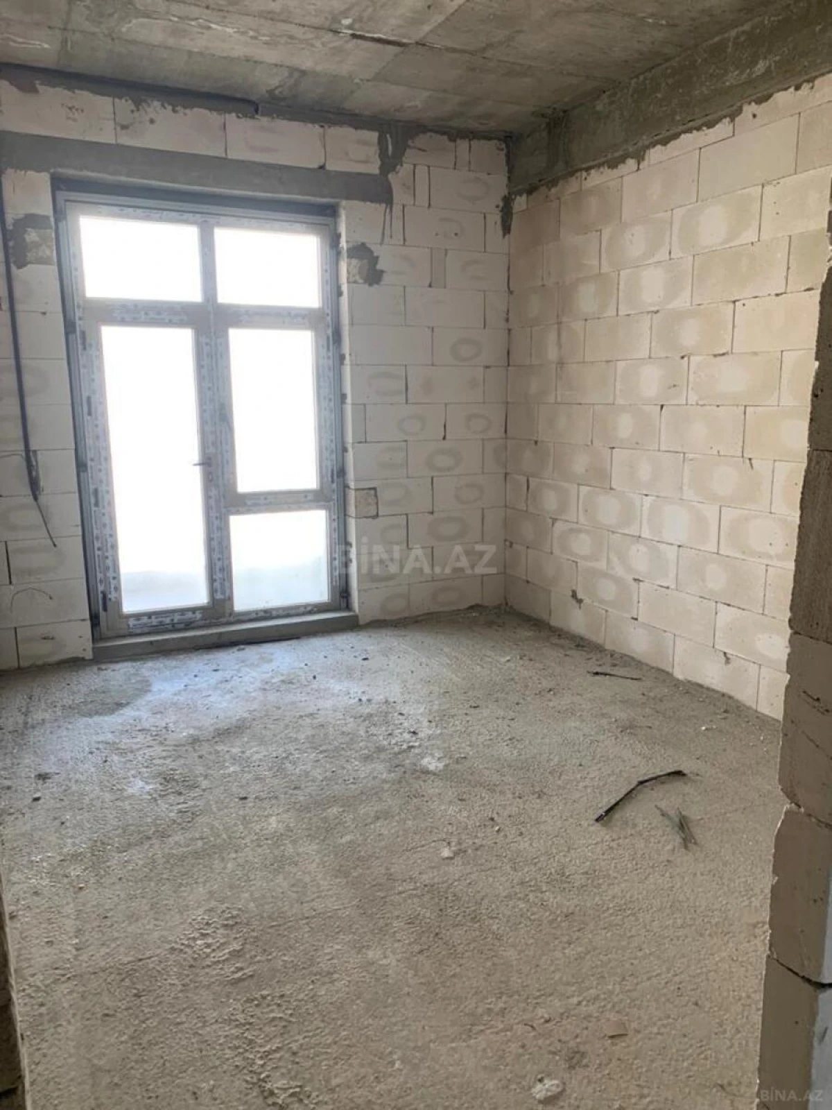 Satılır 3 otaqlı mənzil 112.4 m²