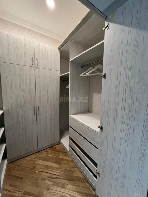 Kirayə verilir 2 otaqlı mənzil 80 m²