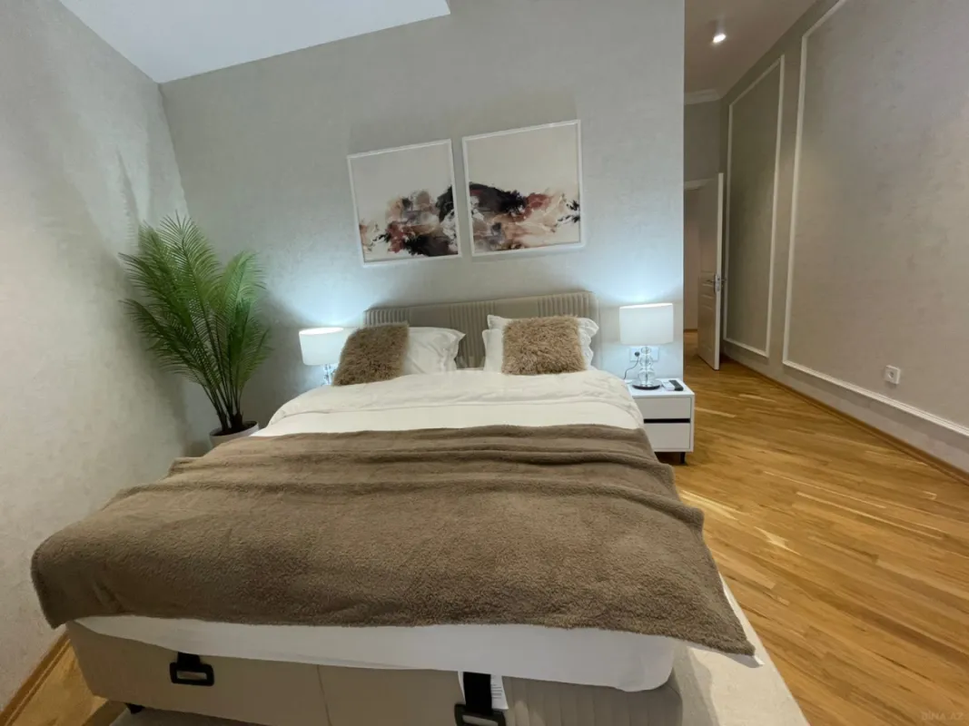 Kirayə verilir 2 otaqlı mənzil 80 m²