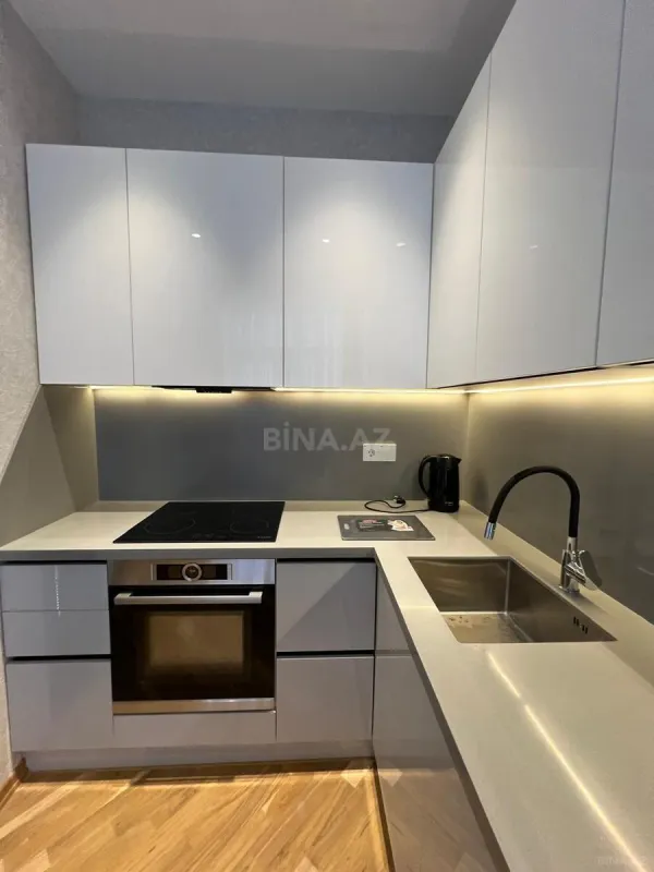 Kirayə verilir 2 otaqlı mənzil 80 m²