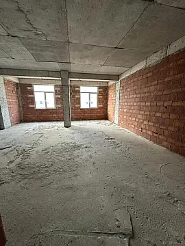 Satılır 2 otaqlı mənzil 119 m²