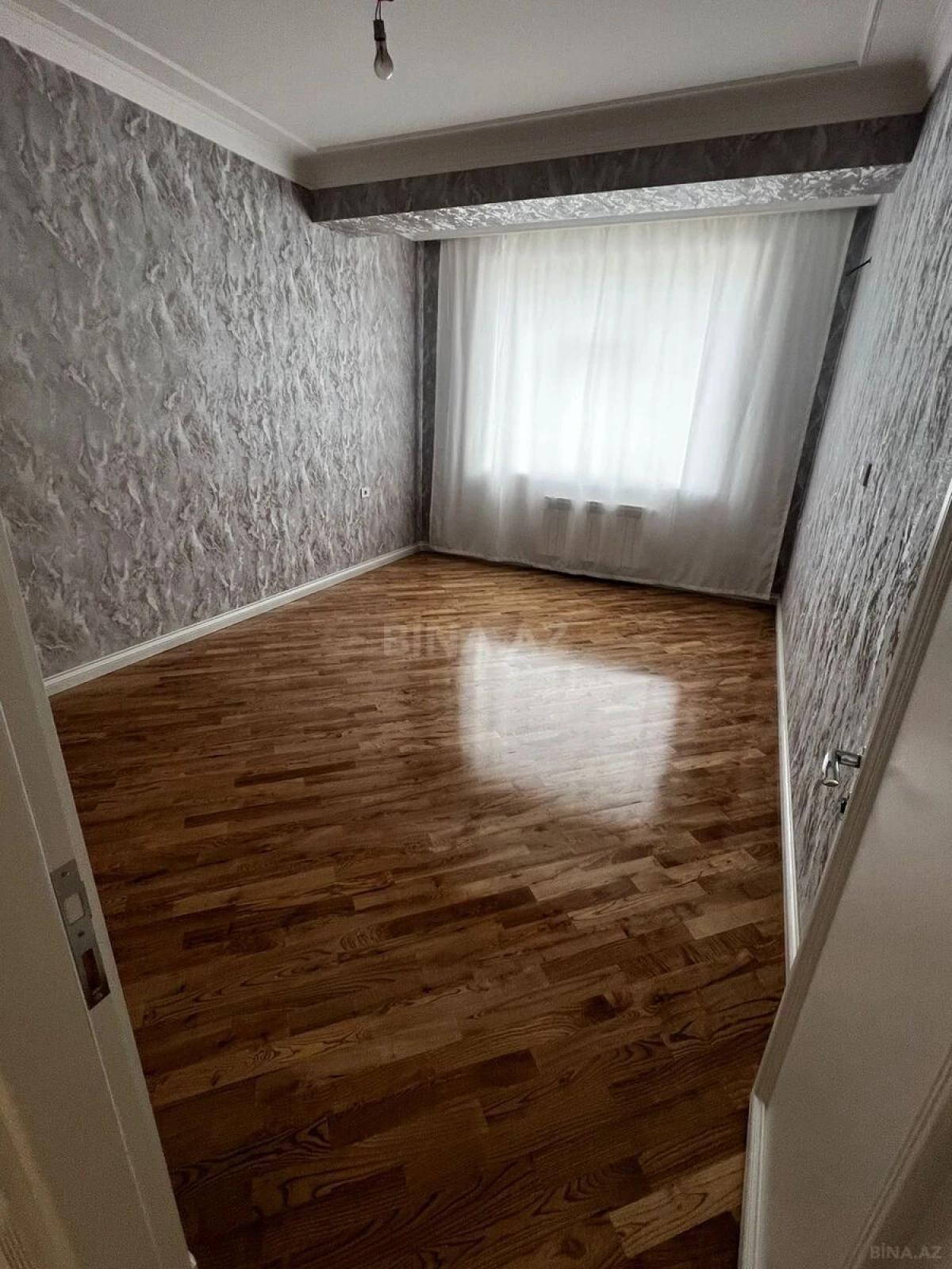 Satılır 3 otaqlı mənzil 100 m²