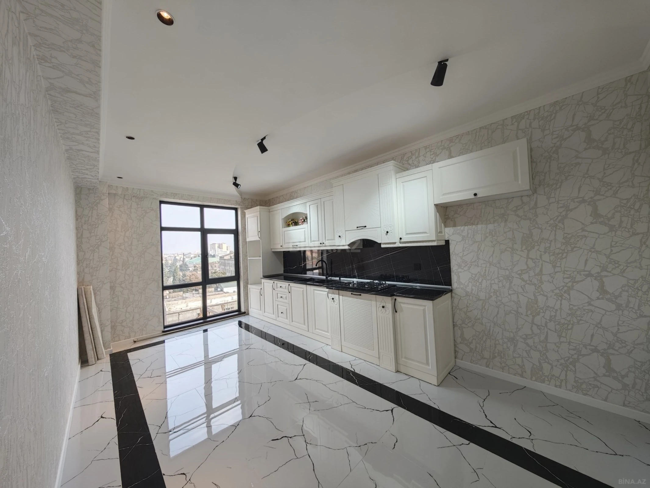 Satılır 3 otaqlı mənzil 84 m²