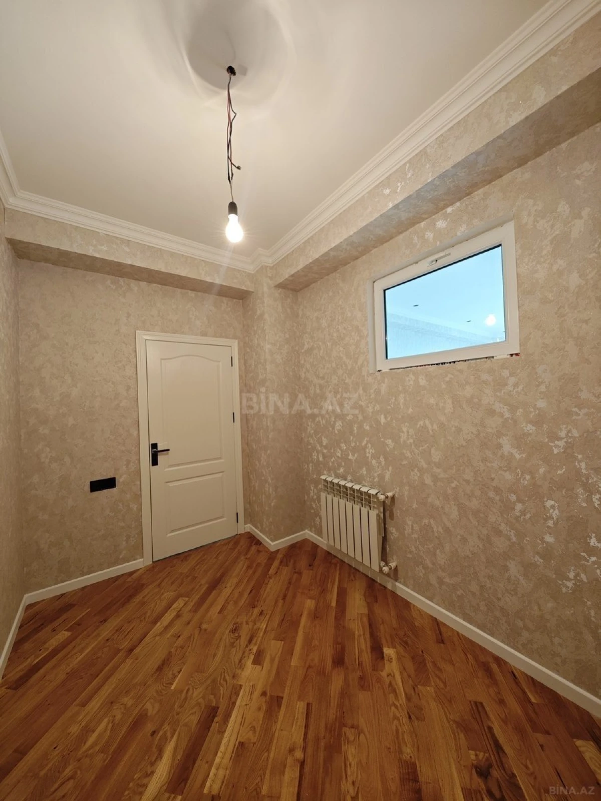 Satılır 3 otaqlı mənzil 84 m²