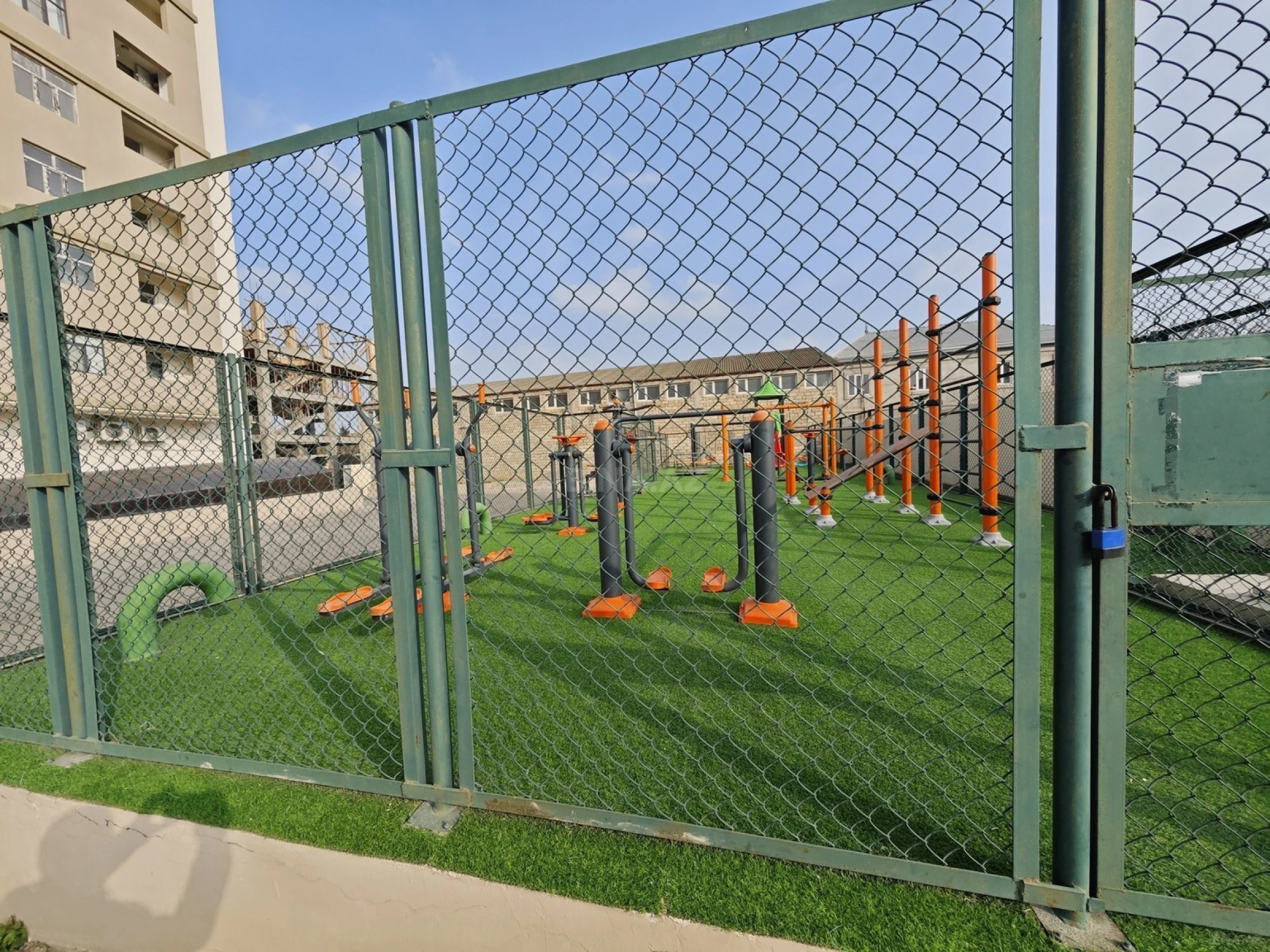 Satılır 3 otaqlı mənzil 84 m²