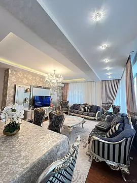 Satılır 4 otaqlı mənzil 176 m² — Bakı, Nizami 4 otaq 176.00 m²