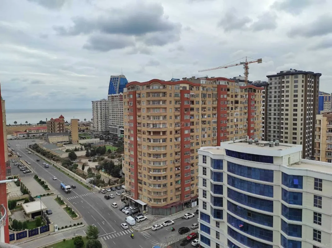 Satılır 2 otaqlı mənzil 90 m²
