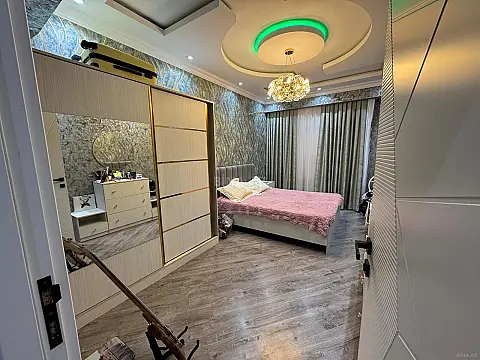 Satılır 3 otaqlı mənzil 100 m²