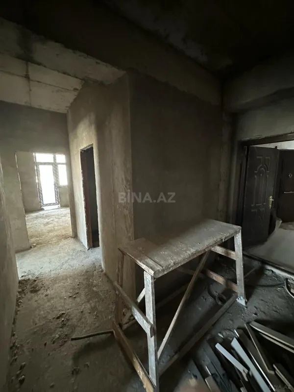 Satılır 2 otaqlı mənzil 68 m²