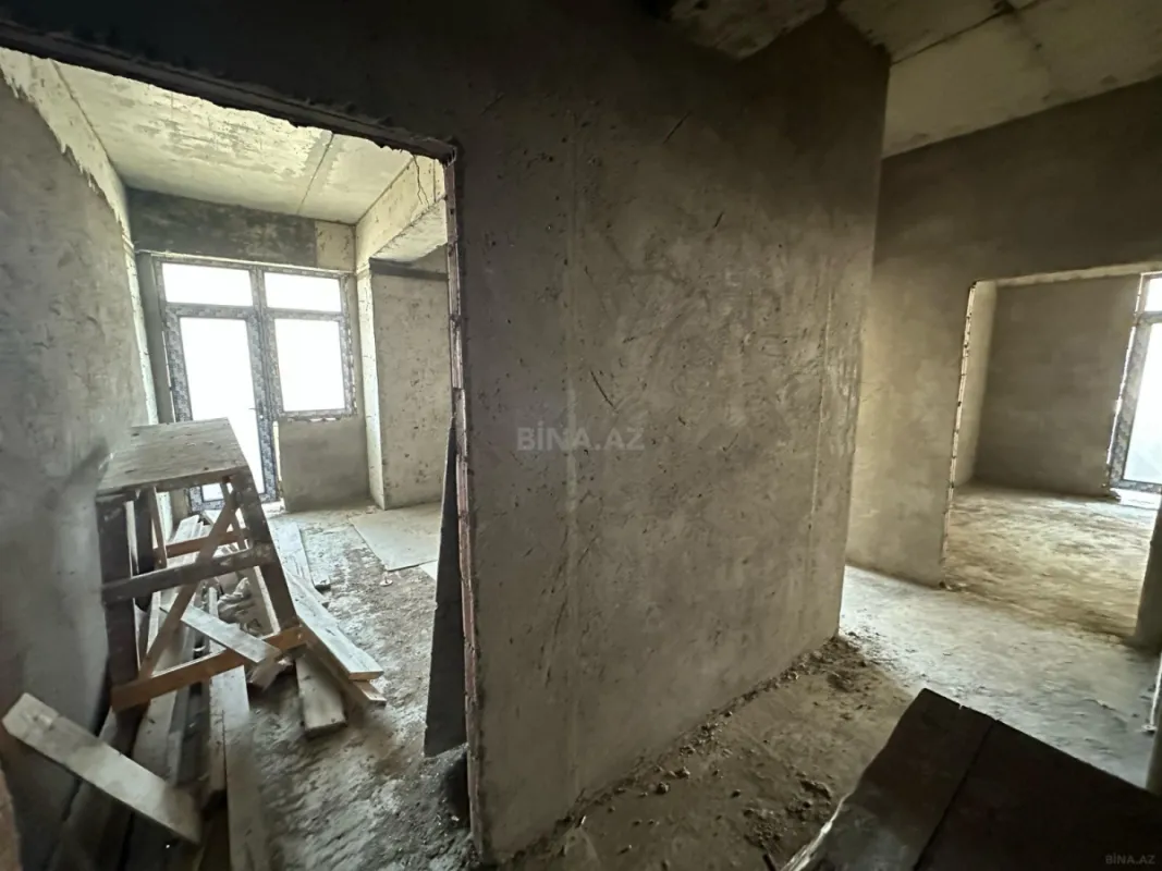 Satılır 2 otaqlı mənzil 68 m²