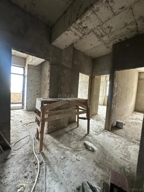 Satılır 2 otaqlı mənzil 68 m²