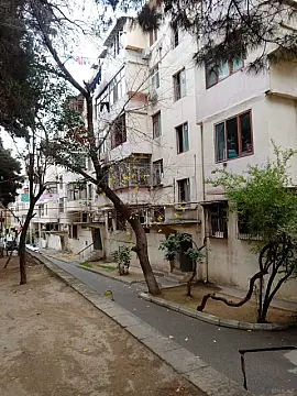 Satılır 2 otaqlı mənzil 37 m² — Bakı, Memar Əcəmi yanı 2 otaq 37.00 m²