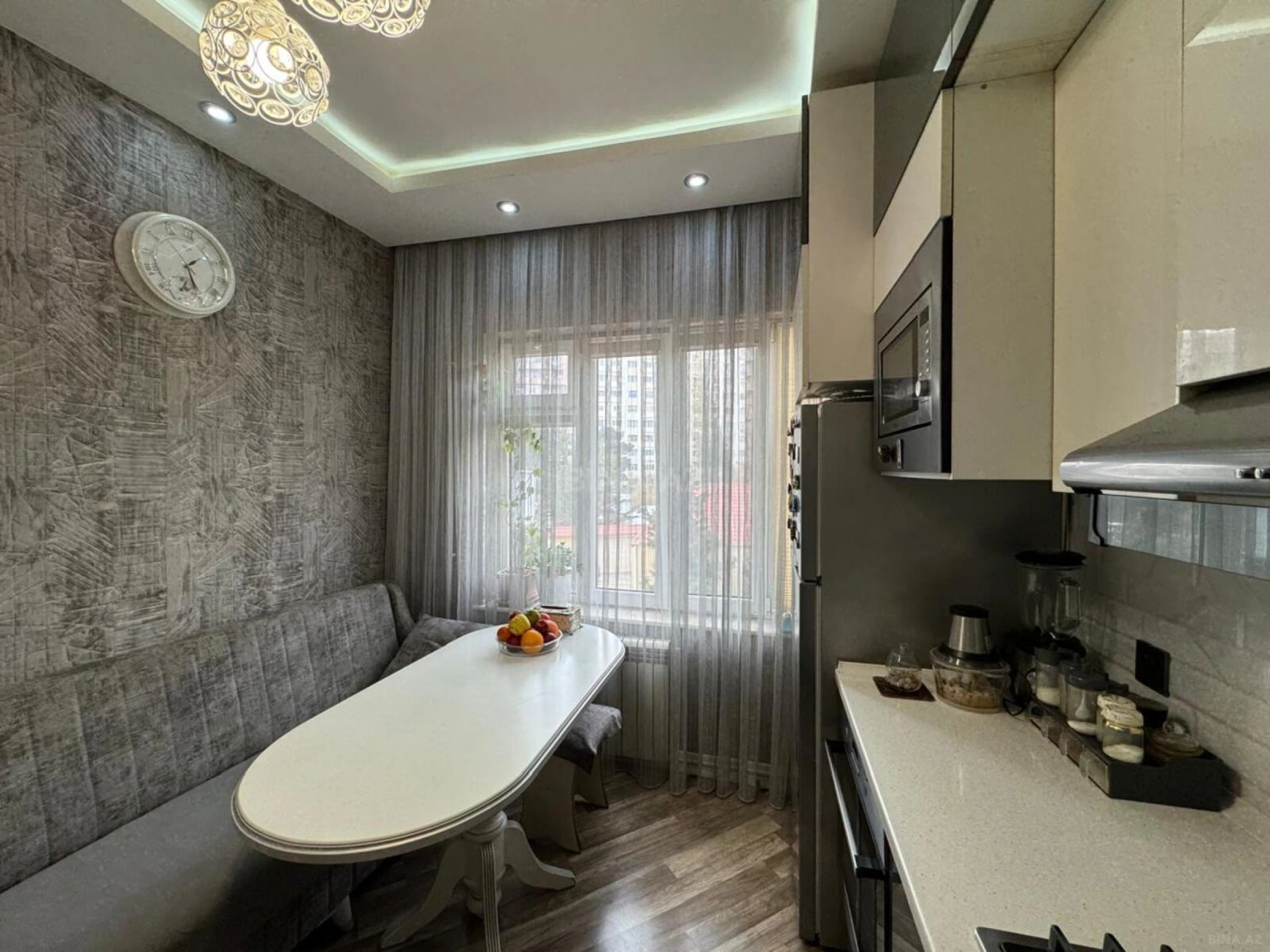 Satılır 2 otaqlı mənzil 64 m²