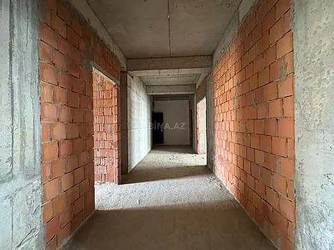 Satılır 3 otaqlı mənzil 140 m²