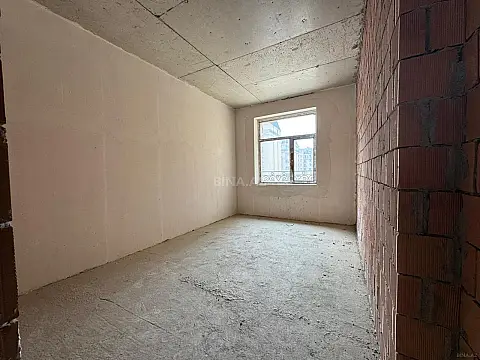Satılır 3 otaqlı mənzil 140 m²
