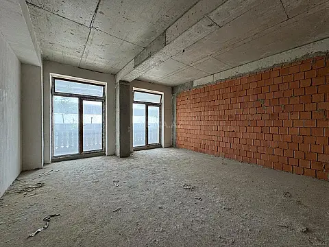 Satılır 3 otaqlı mənzil 140 m²