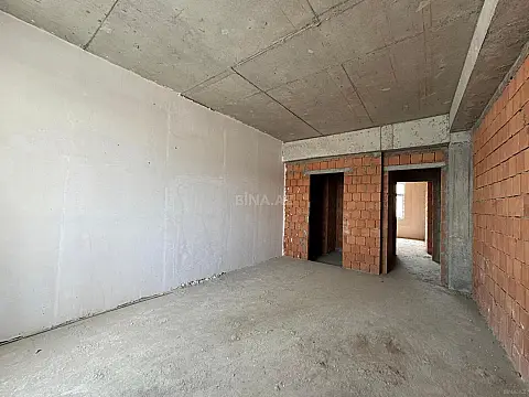 Satılır 3 otaqlı mənzil 140 m²