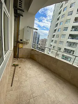 Kirayə verilir 4 otaqlı mənzil 200 m²