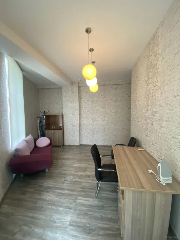 Kirayə verilir 4 otaqlı mənzil 200 m²