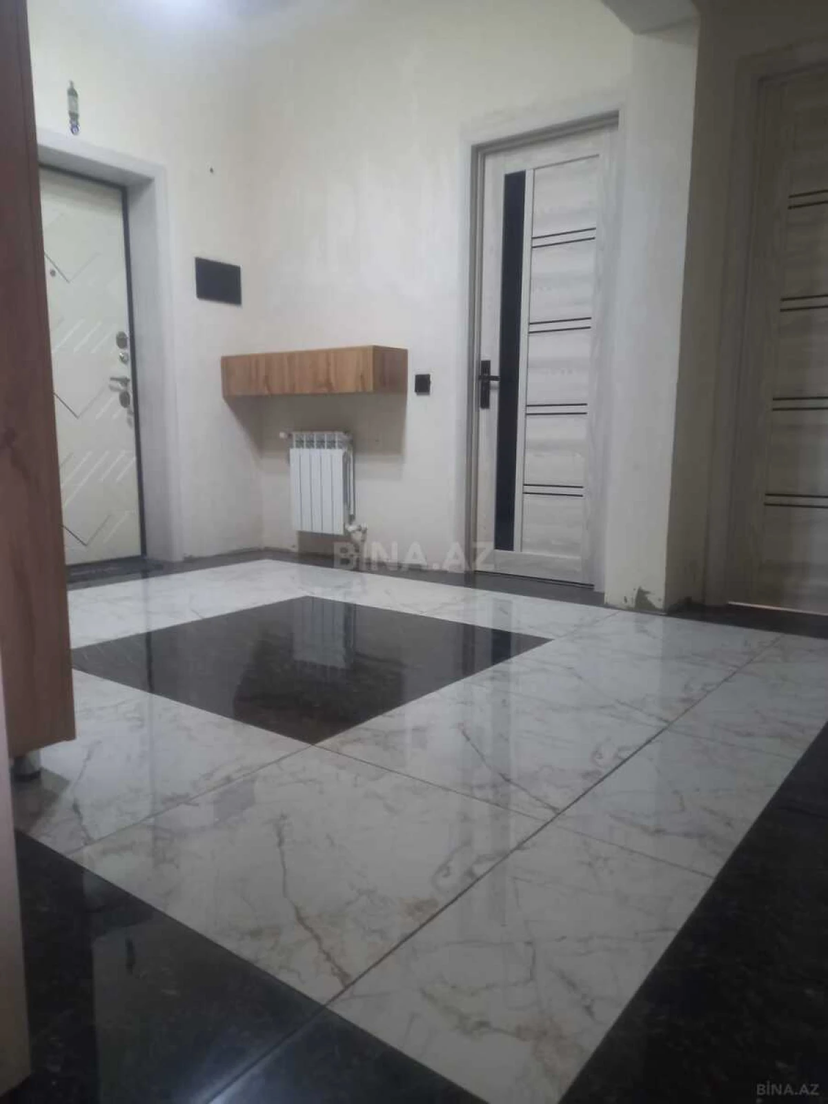 Satılır 3 otaqlı mənzil 94 m²