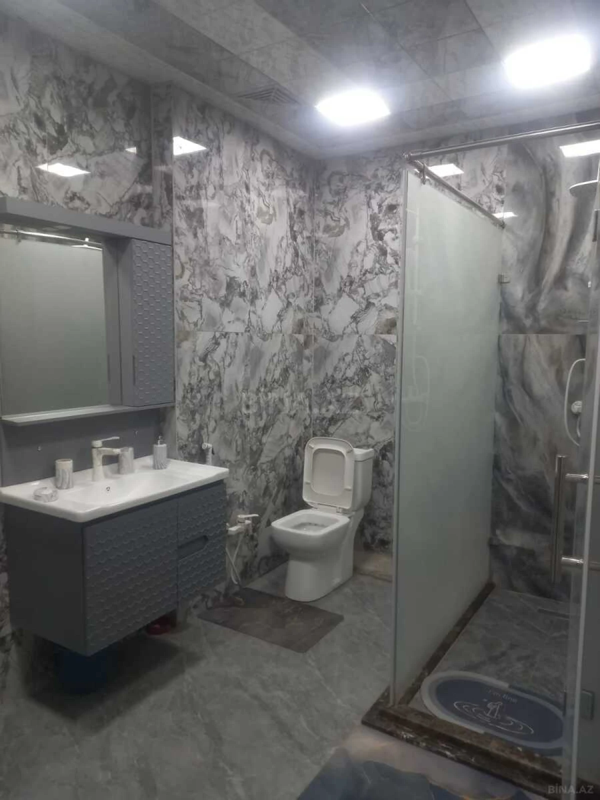 Satılır 3 otaqlı mənzil 94 m²