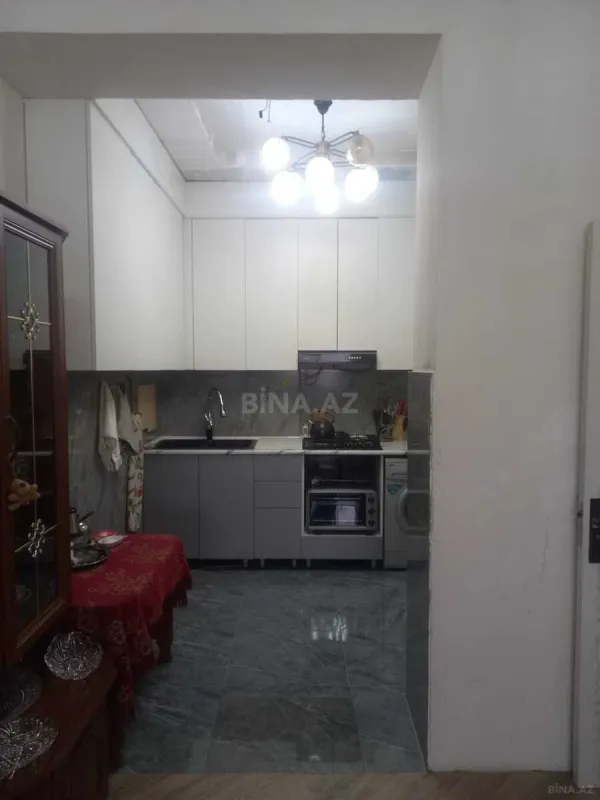 Satılır 3 otaqlı mənzil 94 m²