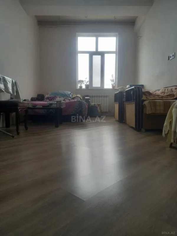 Satılır 3 otaqlı mənzil 94 m²
