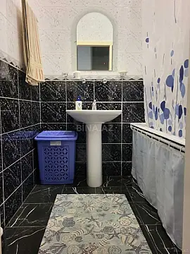Kirayə verilir 2 otaqlı mənzil 85 m²