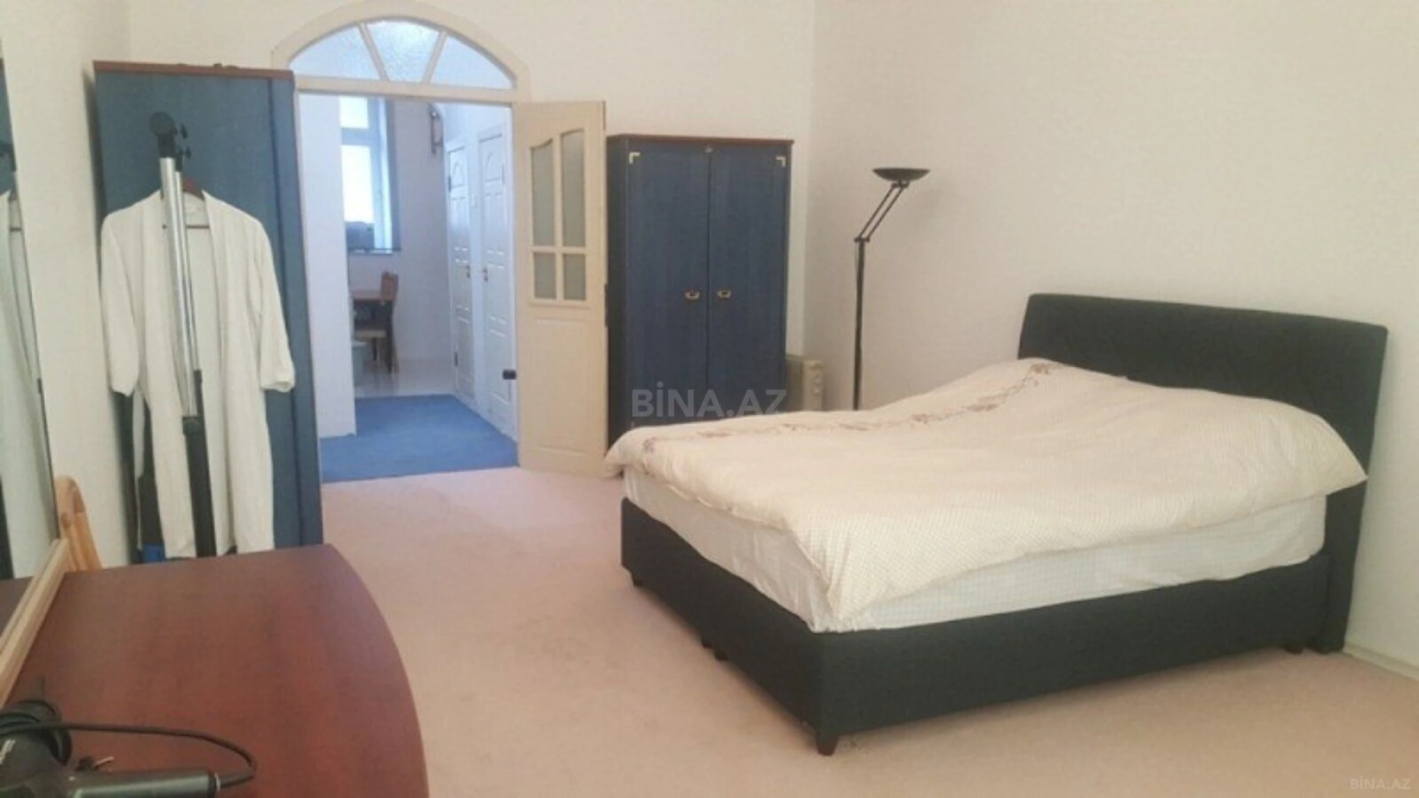 Kirayə verilir 2 otaqlı mənzil 85 m²