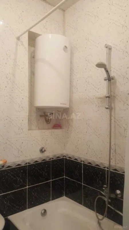 Kirayə verilir 2 otaqlı mənzil 85 m²