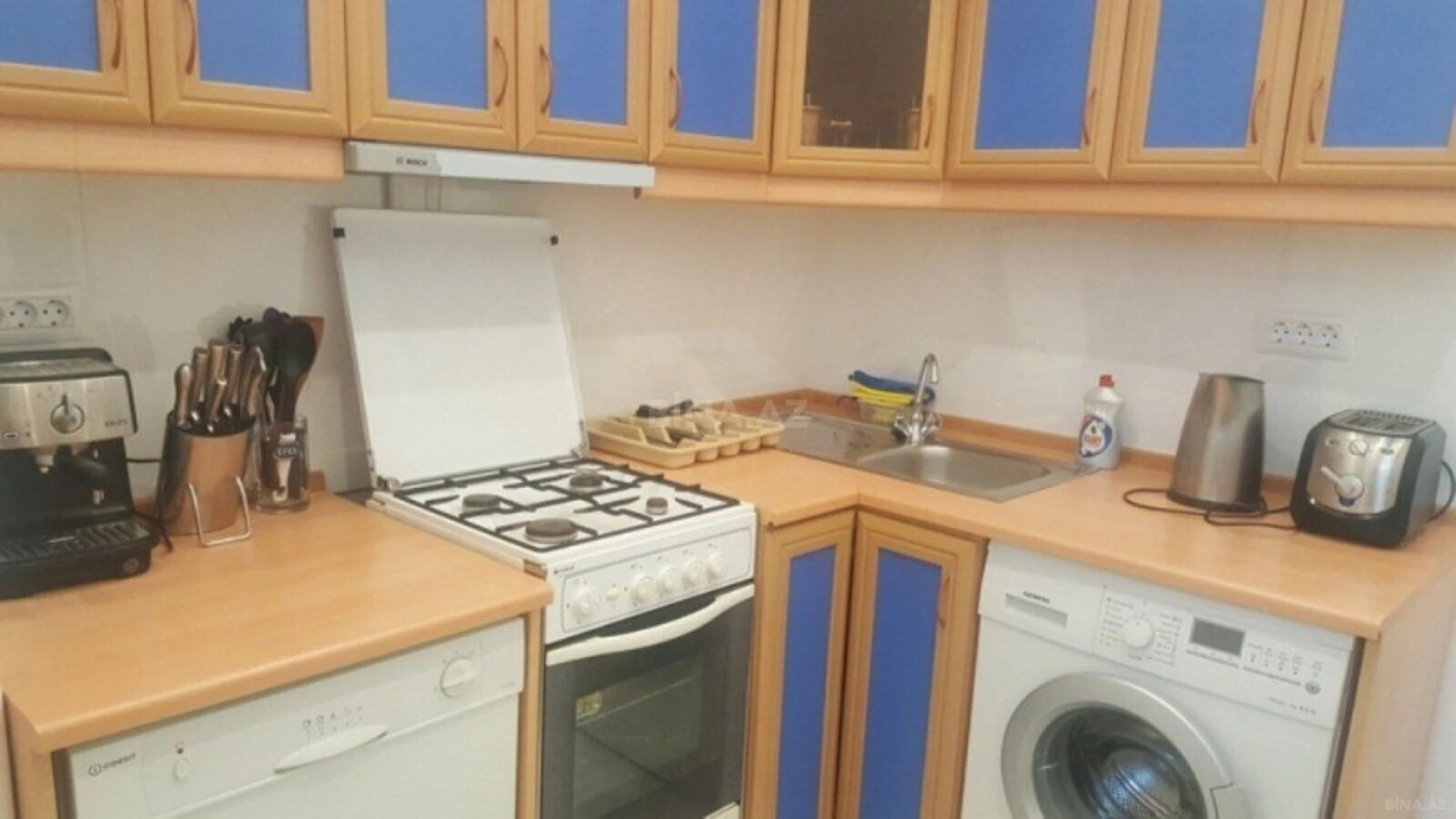 Kirayə verilir 2 otaqlı mənzil 85 m²