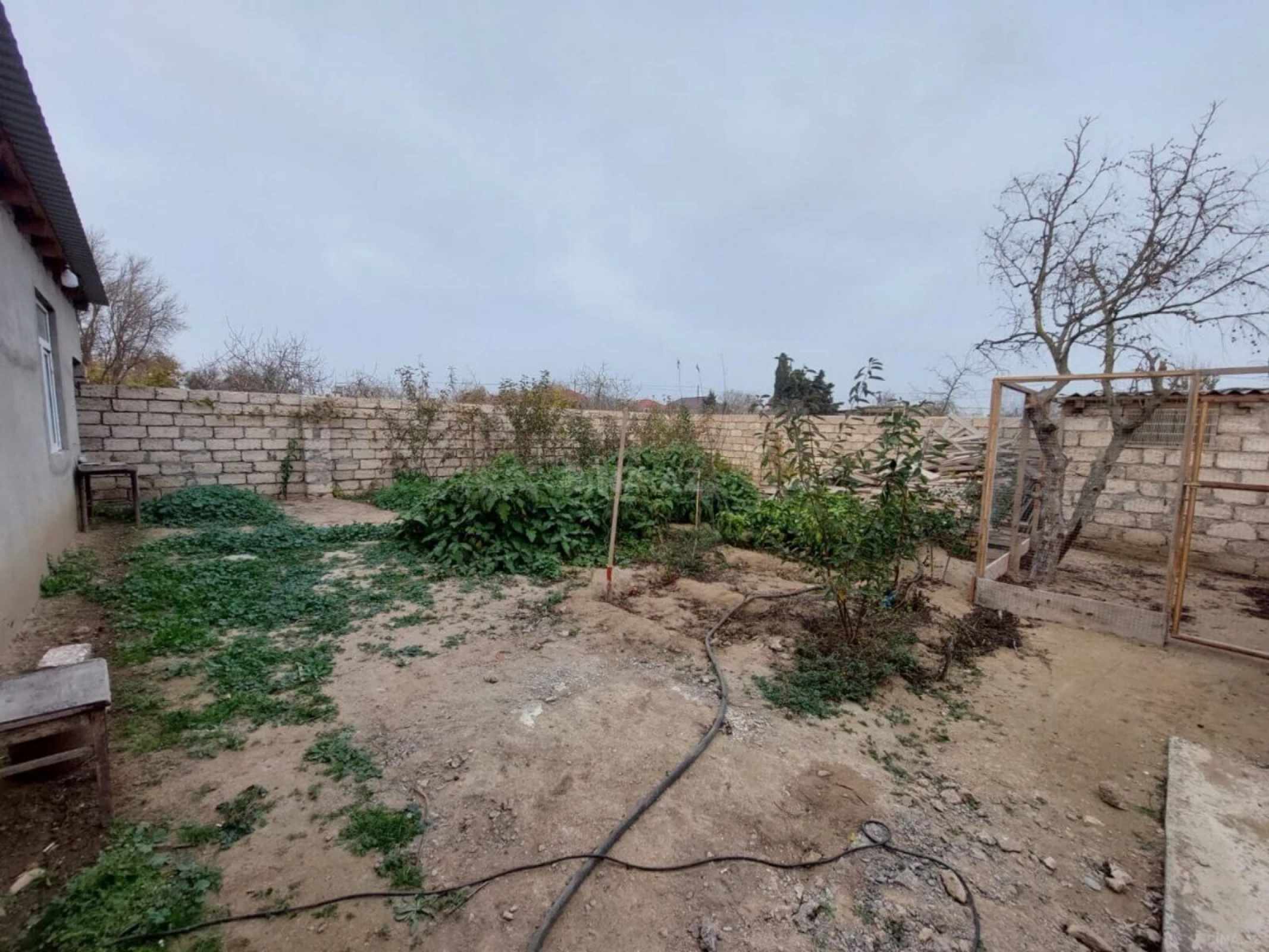 Satılır 2 otaqlı həyət evi 45 m²